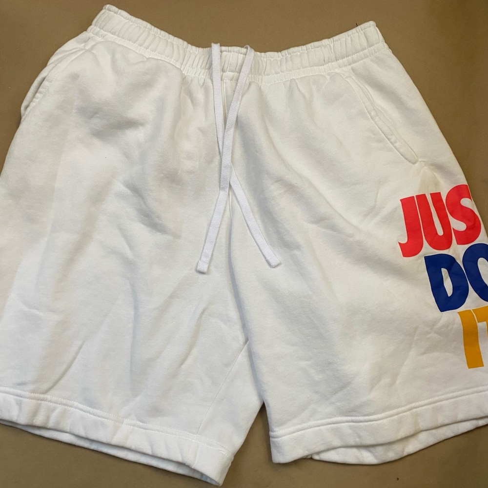 NIKE FLEECE JUST DO IT SHORTS